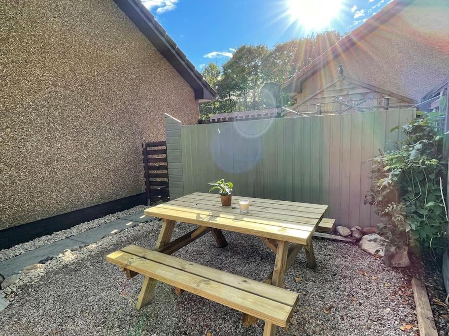 The Wee Hoose near Loch Ness, private garden, private parking Villa Drumnadrochit Buitenkant foto